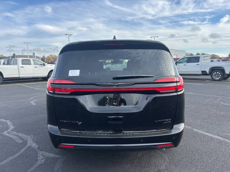 2026 Chrysler Pacifica Limited