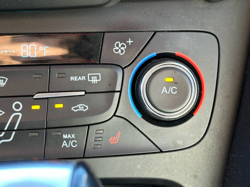 2017 Ford Focus Titanium