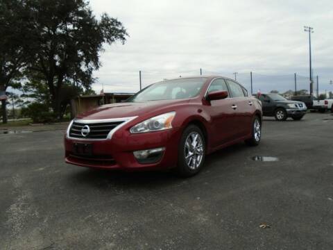 2013 Nissan Altima for sale at American Auto Exchange in Houston TX