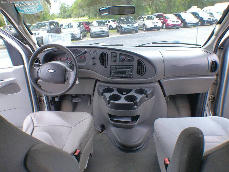 2007 Ford E-Series E-350 SD XLT