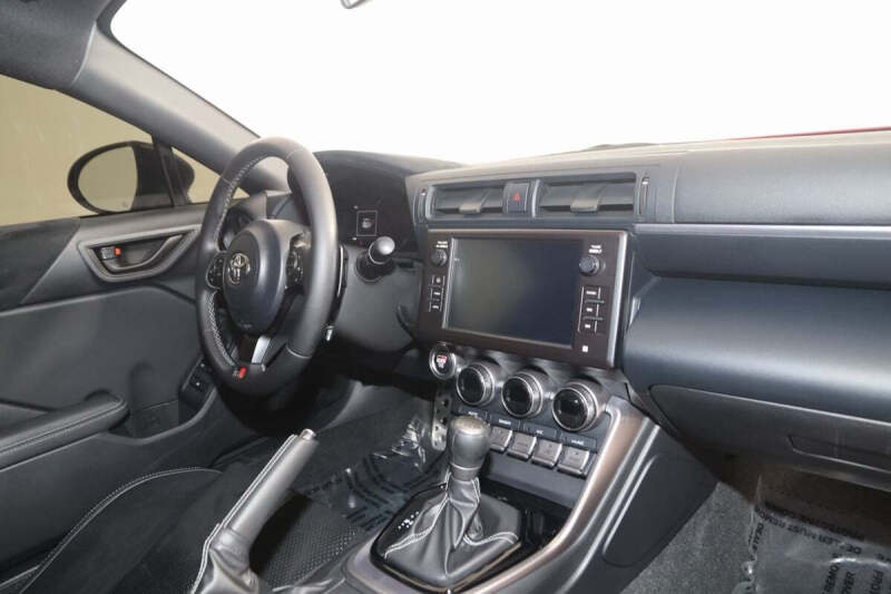 2024 Toyota GR86 Premium