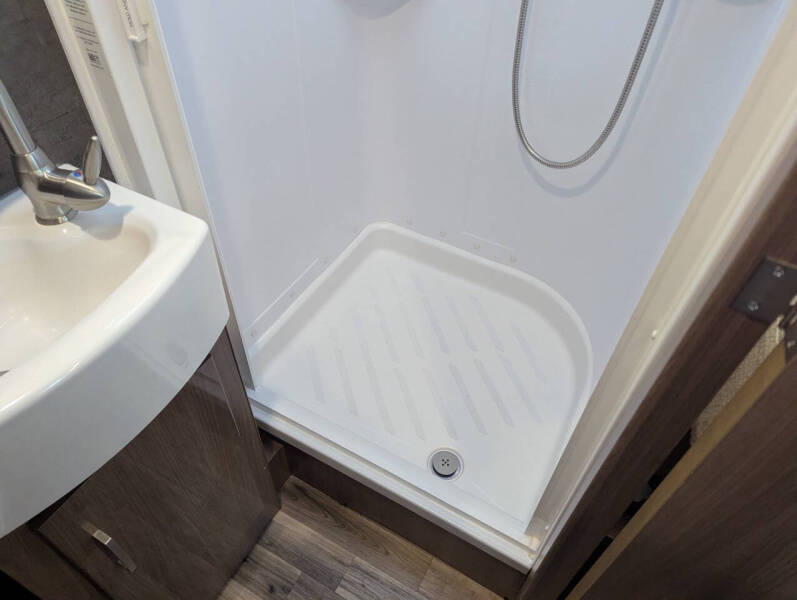 2018 Winnebago Trend 23D / 23ft