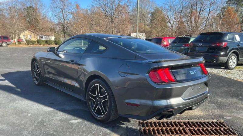 2019 Ford Mustang