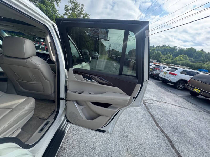 2015 Cadillac Escalade Luxury