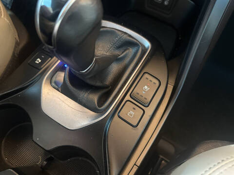 2017 Hyundai Santa Fe Sport 2.0T Ultimate