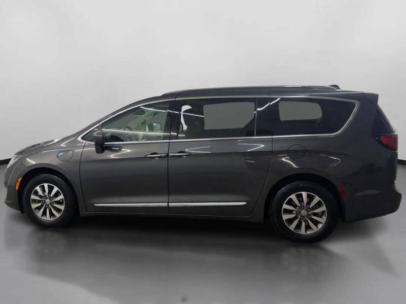 2020 Chrysler Pacifica Hybrid