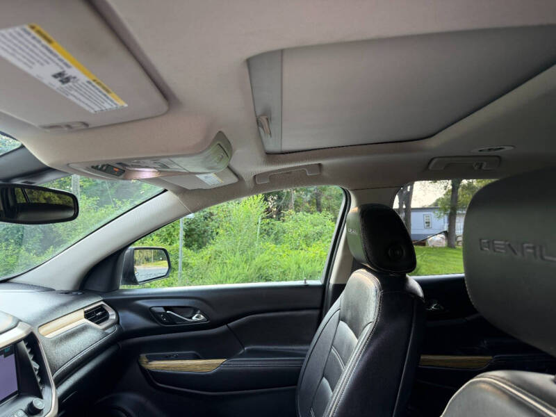 2017 GMC Acadia Denali