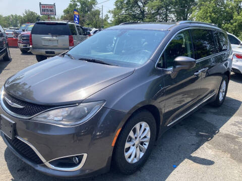 2019 Chrysler Pacifica Touring L