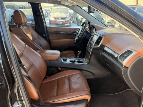 2012 Jeep Grand Cherokee Overland Summit