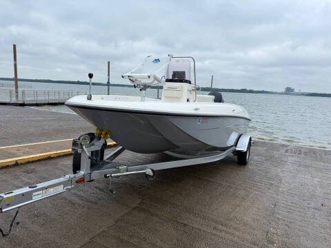 2019 Bayliner Element F18