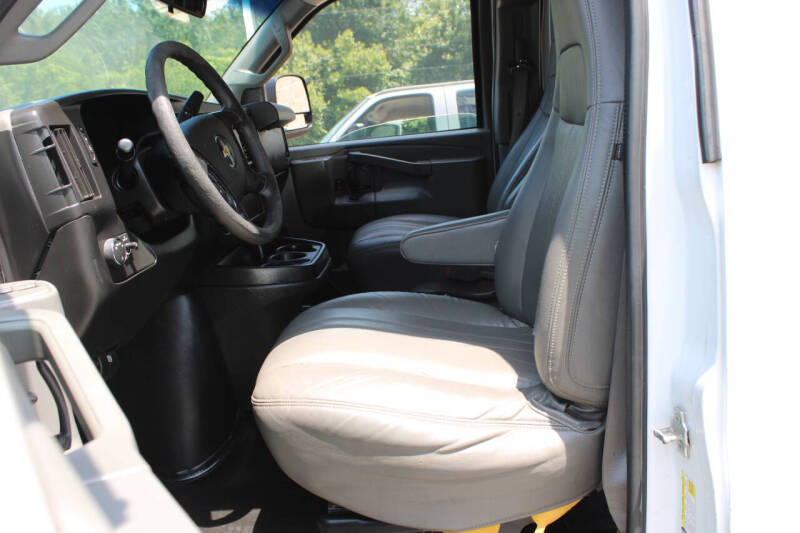 2016 Chevrolet Express 2500
