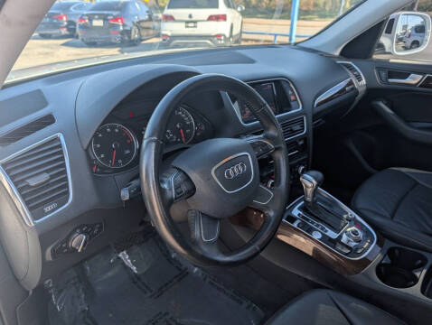 2015 Audi Q5 2.0T quattro Premium Plus