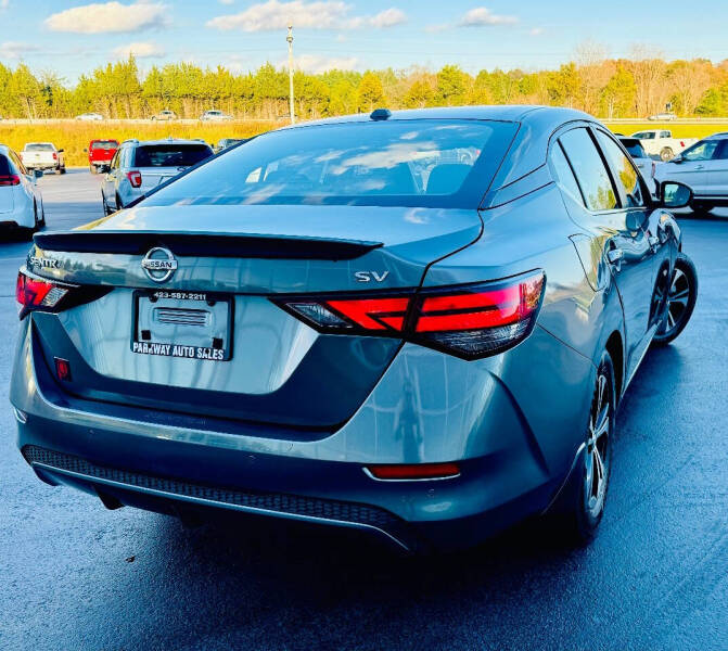 2021 Nissan Sentra SV photo 4