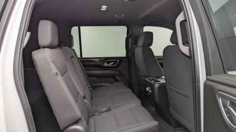 2022 GMC Yukon XL SLE