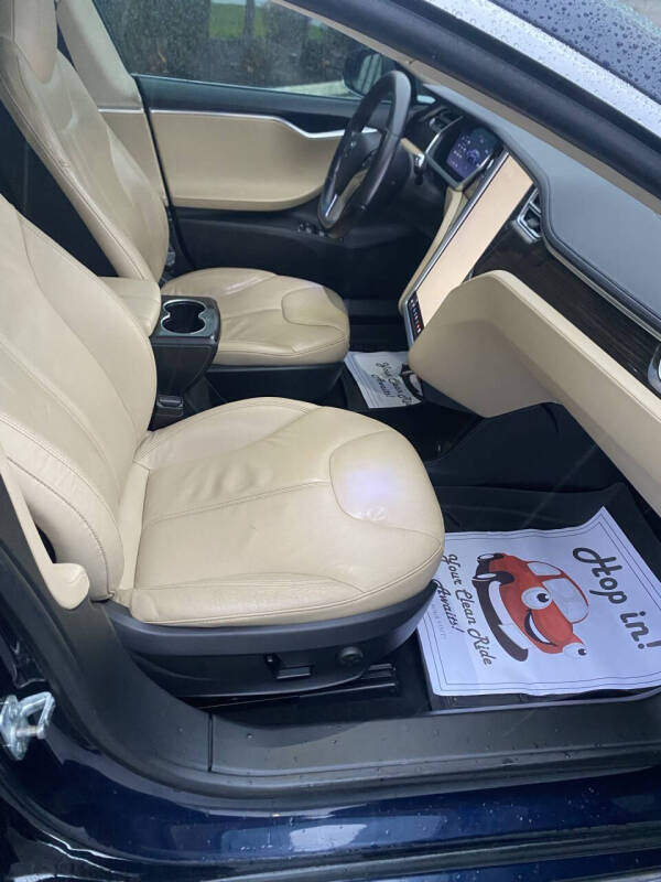 2014 Tesla Model S P85