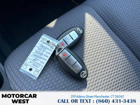 2009 Nissan Versa 1.8 S