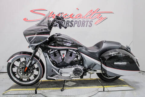 2015 Victory Magnum