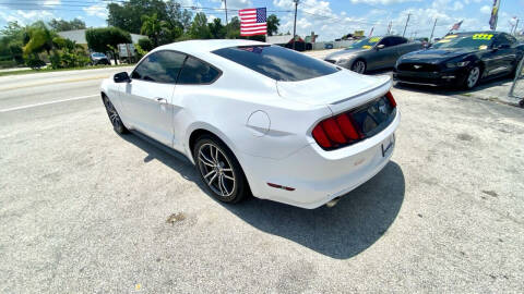 2017 Ford Mustang EcoBoost Premium