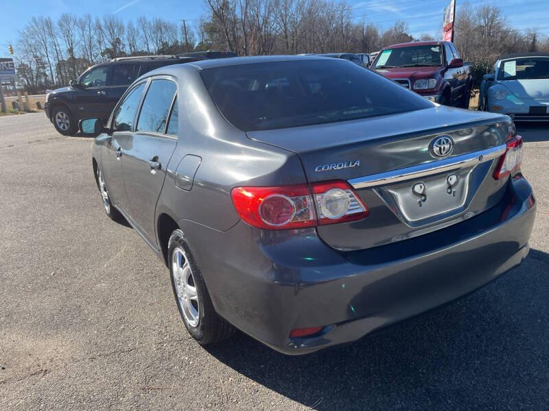 2011 Toyota Corolla LE