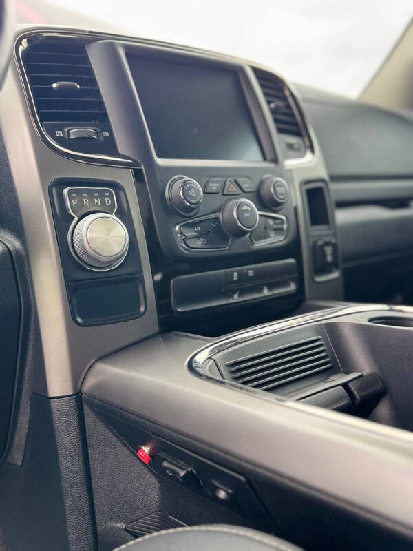 2017 RAM 1500 Sport