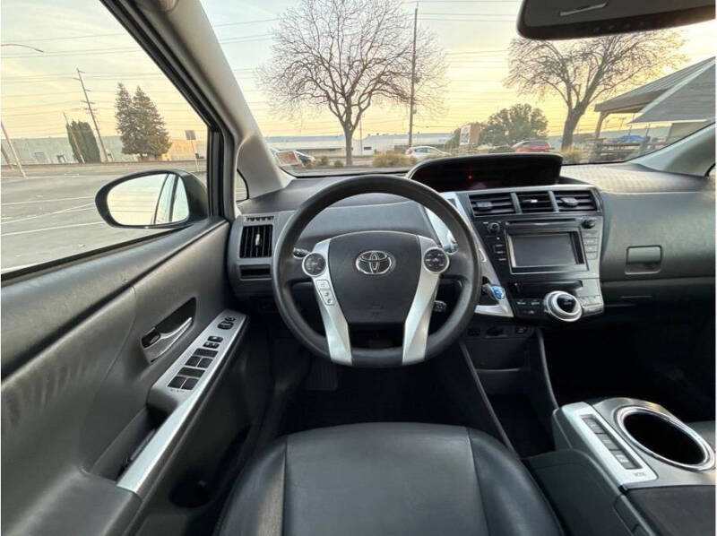 2012 Toyota Prius v