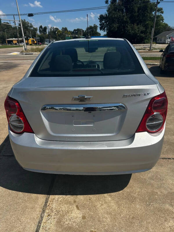 2016 Chevrolet Sonic LT Auto