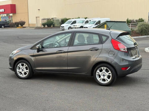 2015 Ford Fiesta SE