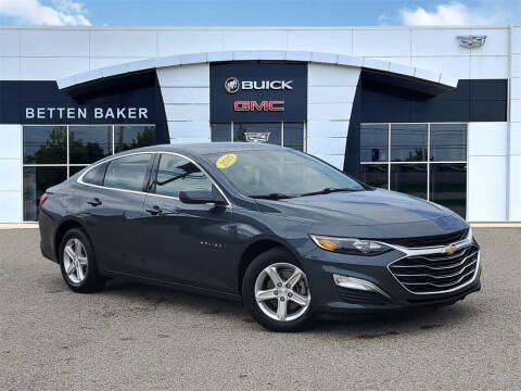 2020 Chevrolet Malibu for sale at Betten Baker Preowned Center in Twin Lake MI
