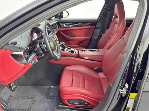 2022 Porsche Panamera 4 E-Hybrid