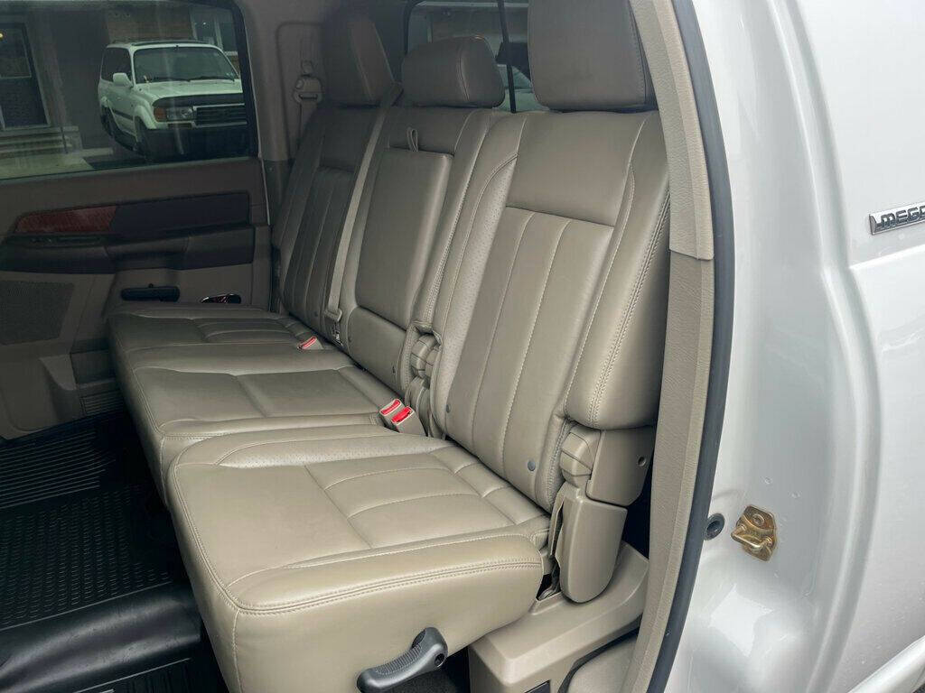 2007 Dodge Ram 3500 29