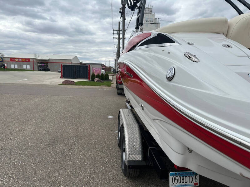 2013 Crownline E260 XS