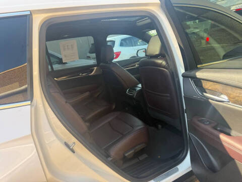 2021 Cadillac XT6 Premium Luxury