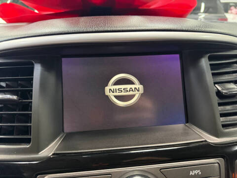 2020 Nissan Pathfinder S