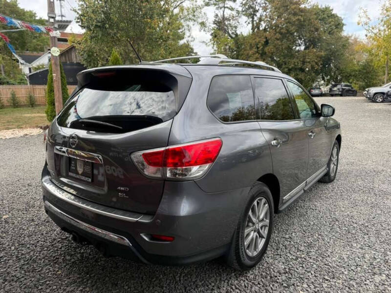 2015 Nissan Pathfinder SL