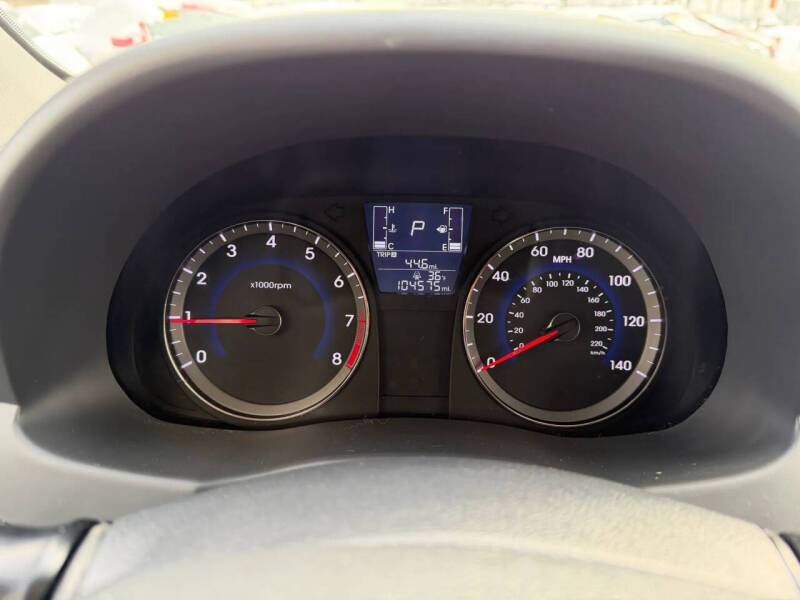 2016 Hyundai Accent SE