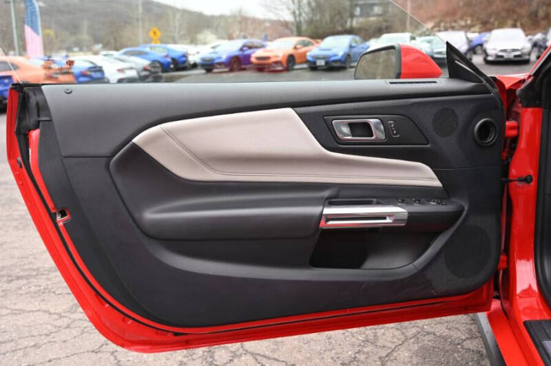 2024 Ford Mustang EcoBoost Premium