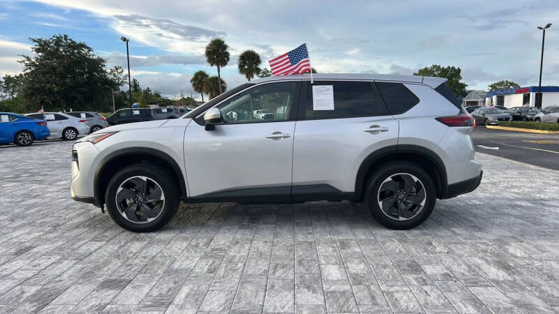 2024 Nissan Rogue SV