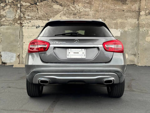 2017 Mercedes-Benz GLA GLA 250