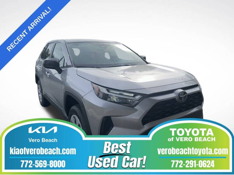 2024 Toyota RAV4 LE