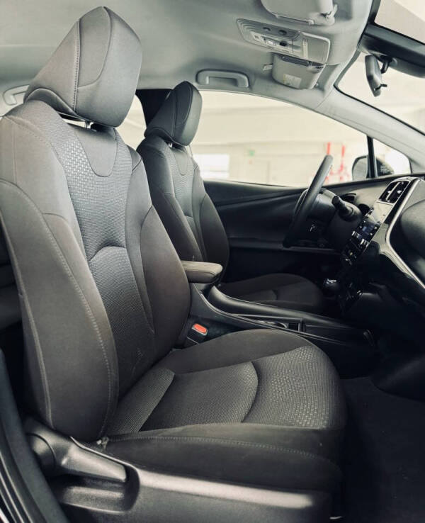 2021 Toyota Prius XLE