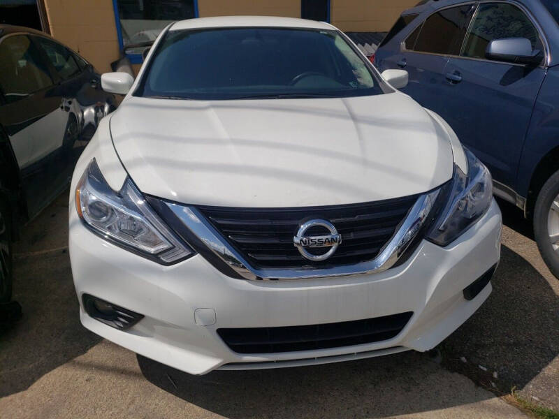 2018 Nissan Altima for sale at JP JR Auto Sales LLC in Cincinnati OH