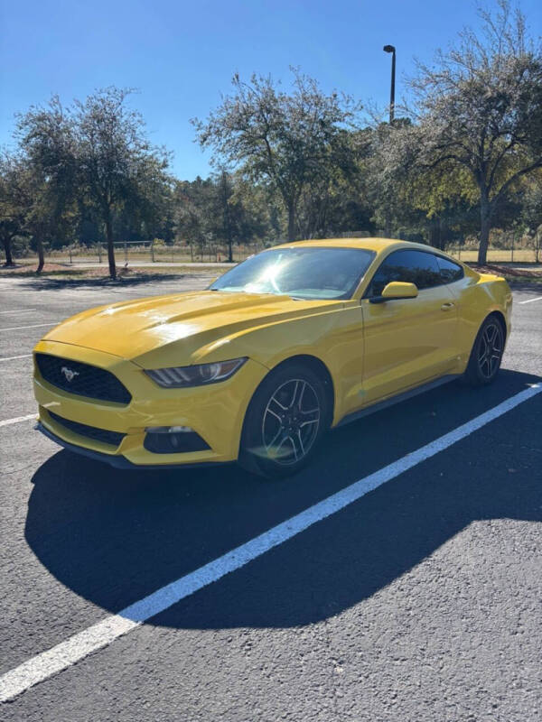 2016 Ford Mustang EcoBoost photo 3