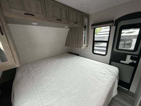 2021 Winnebago Voyage