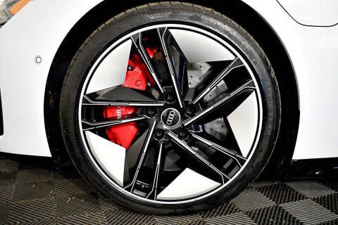 2022 Audi RS e-tron GT quattro