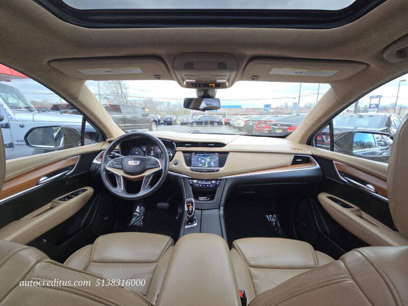 2018 Cadillac XT5 Platinum