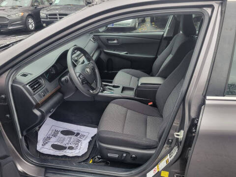 2015 Toyota Camry LE