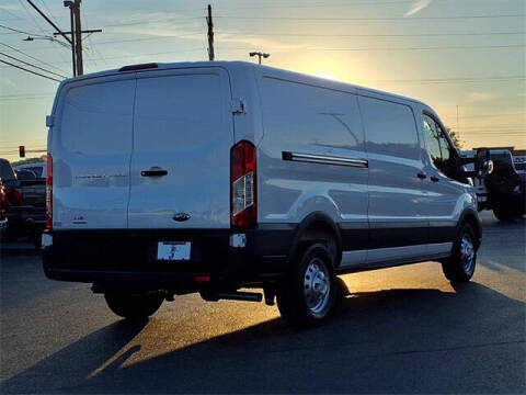 2025 Ford Transit 350 HD