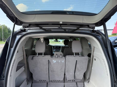 2017 Chrysler Pacifica Touring