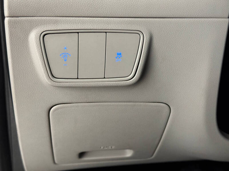 2022 Hyundai Tucson SE