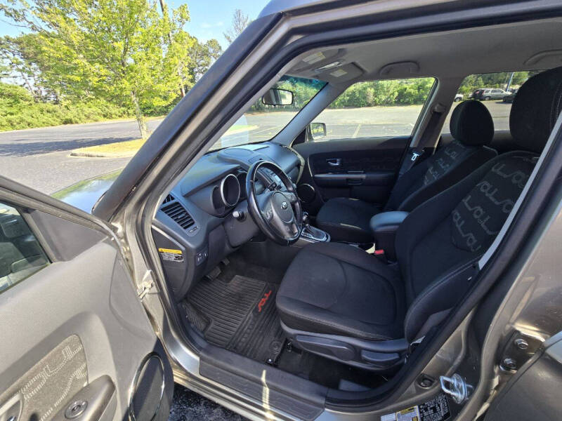 2013 Kia Soul +